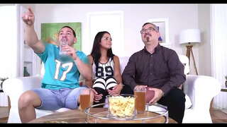 ���ಂತರ ಸುಮಾರು ಅರ್ಧ ಗಂಟೆ, ಅವರು ಇದ್ದರು ಗುಂಪಿನಲ್ಲಿ ಸೆಕ್ಸ್ ತನ್ನ ಬಹಳ ಕಷ್ಟ, ಮತ್ತು ಅವರು ಸಹ ಪ್ರಾರಂಭಿಸಿದರು ಲಿಫ್ಟ್ ನನ್ನ ಕುಂಡೆ ಪ್ರತಿ ನನ್ನ ಉಬ್ಬುಗಳು ಮತ್ತು ನನ್ನ ಬೆಂಬಲ ಎಲ್ಲಾ ಸಮಯ, ಅವಳು ನನಗೆ ಹೇಳುವ ಹೌದು, uhffh, ಹಾಕಿ ಸ್ವಲ್ಪ ಹೆಚ್ಚು, ಹೌದು. ಎರಡು ಪೂರ್ಣ ಒಳಗೆ