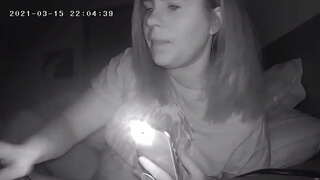 Busty ماں کو خارج کر اس Clit پر سوتے خفیہ کیمرے