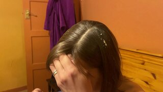 Ali får Sploshed i vores WAM &quot;Alexa give mig en dare&quot;,